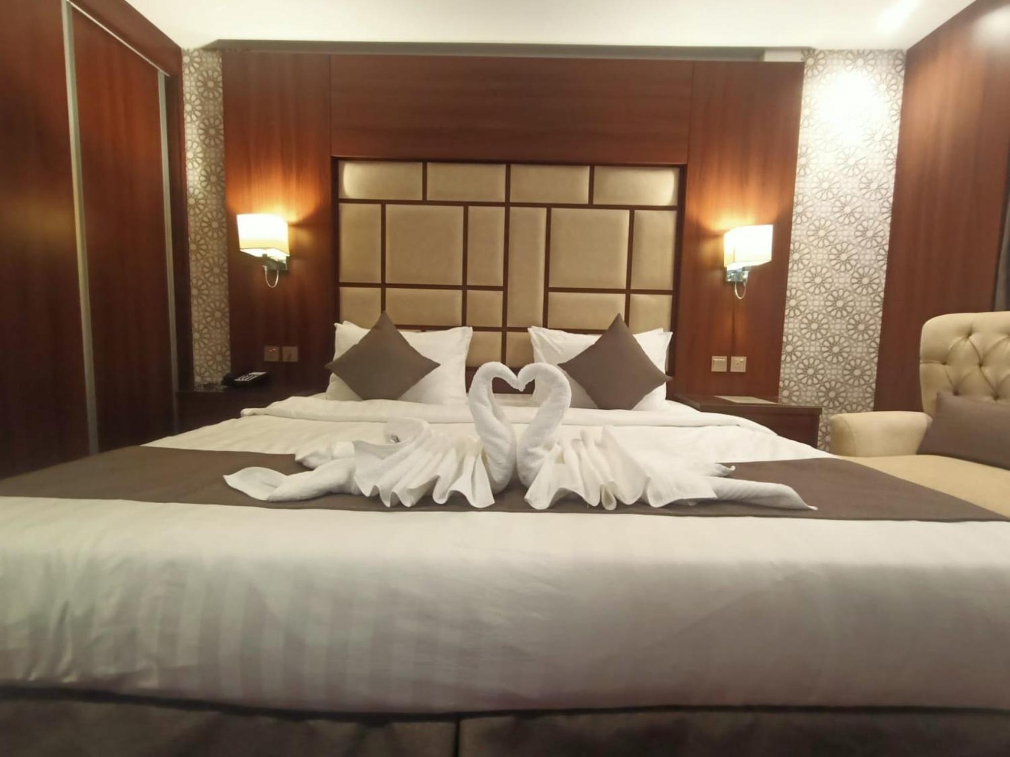 Отель Quiet Jeddah Al Hamra Экстерьер фото